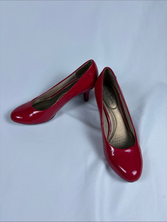 Life Stride Shoes - Life Stride Red Patent Kitten Heels